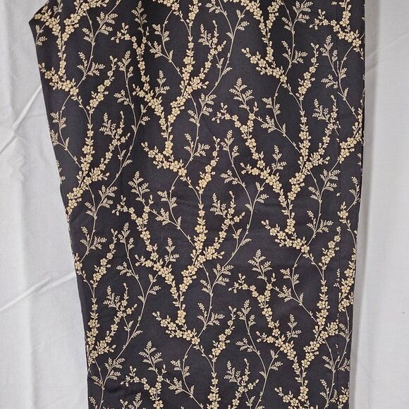 Ann Taylor Black & Taupe Floral Vine Print Fully Lined Dressy Cropped Pants - Picture 2 of 12
